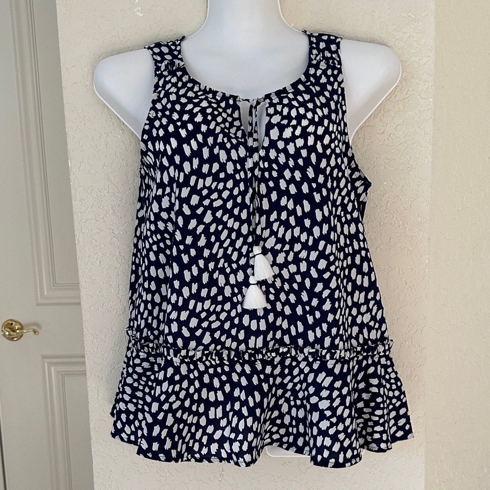 Vineyard Vines Navy and White Patterned Blouse